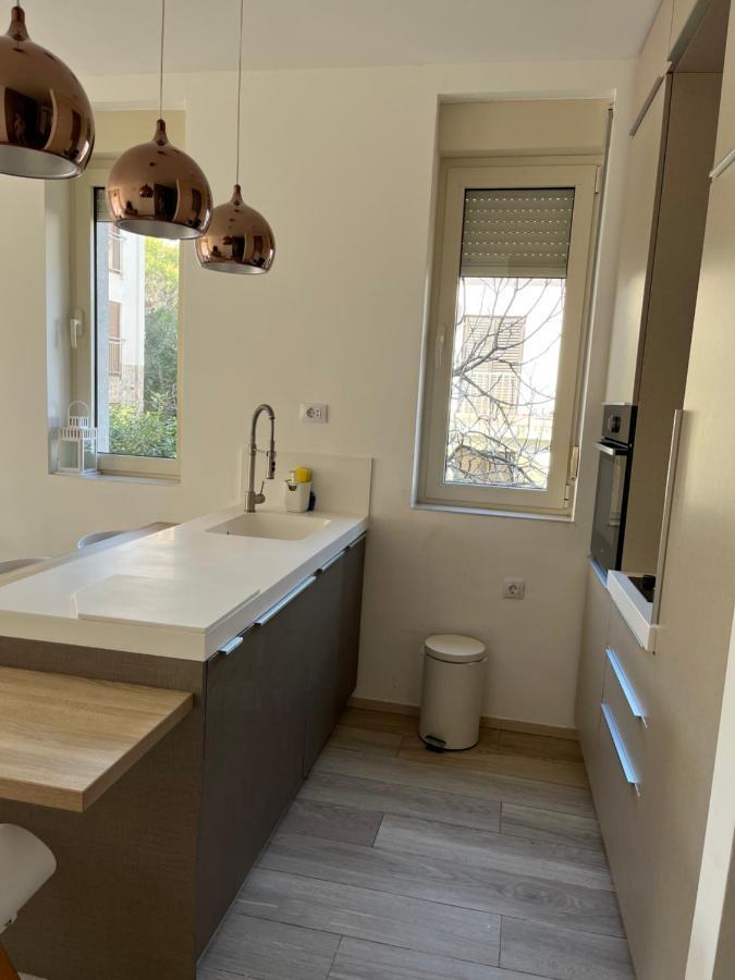 Atina Apartment, City Centre Budva ,Luxurious, Bright, Parking Luaran gambar
