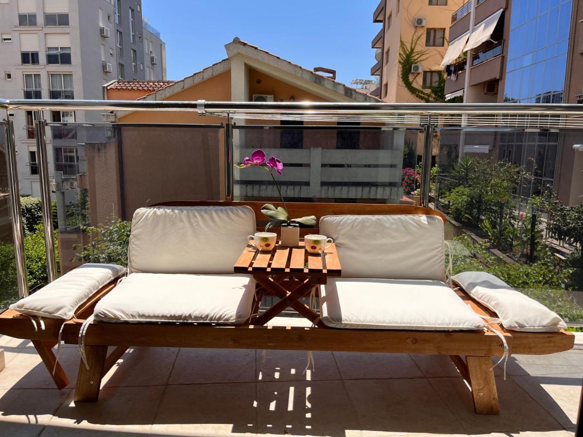 Atina Apartment, City Centre Budva ,Luxurious, Bright, Parking Luaran gambar